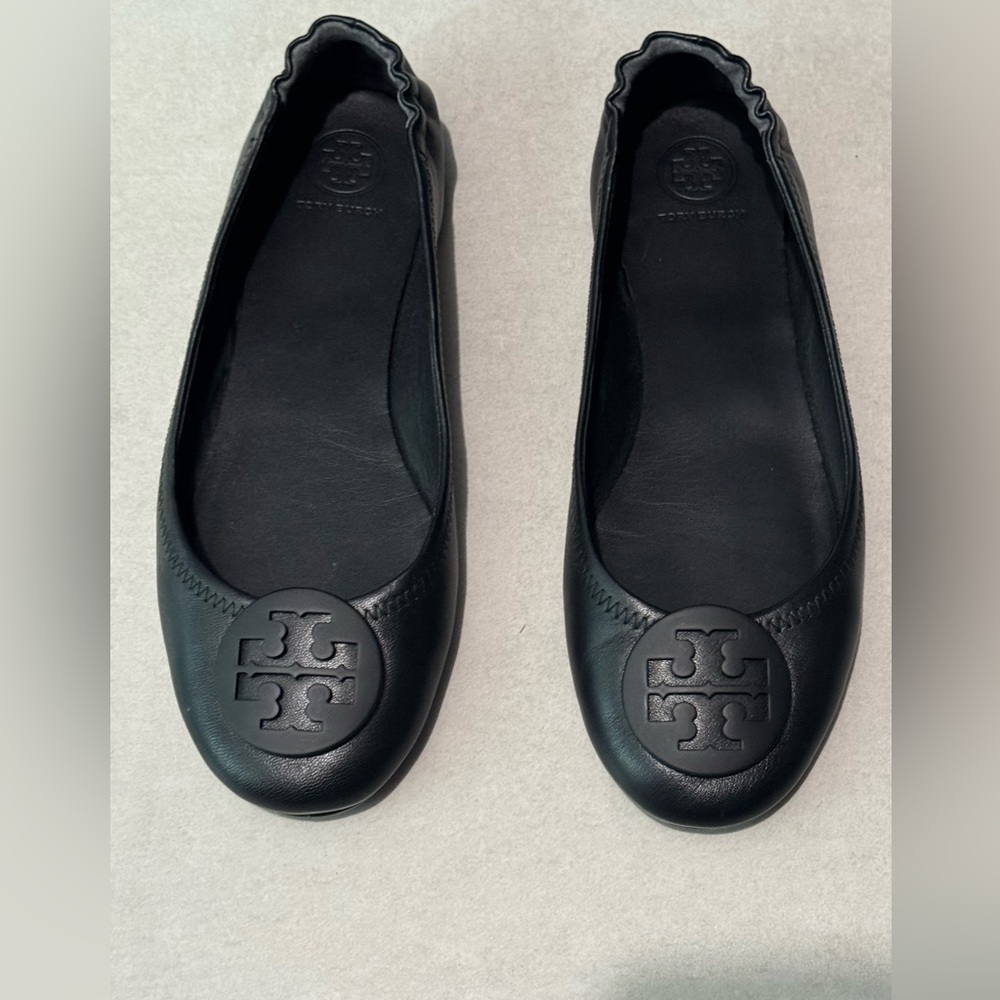 NEW Tory Burch Minnie Flat Black